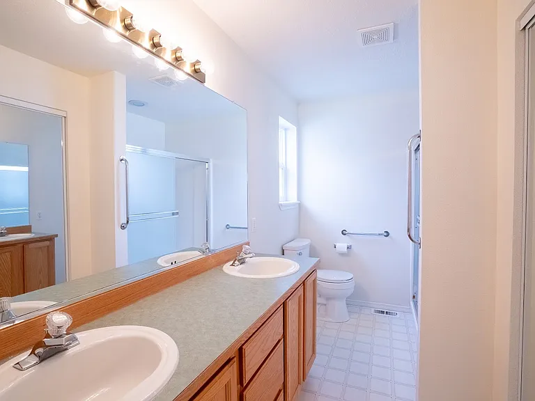 1502 N Madson Ln — Photo 6