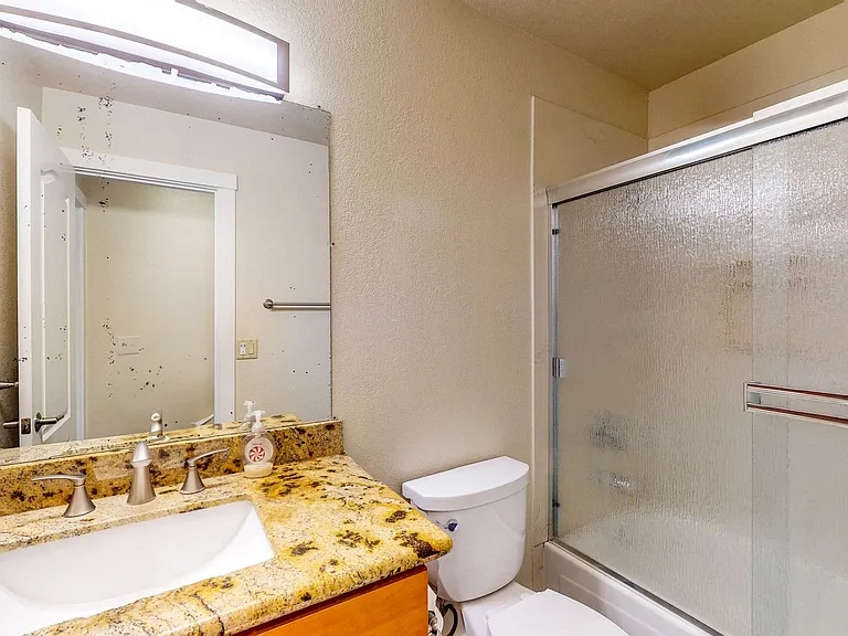 2135 Pebblewood Ct — Photo 34