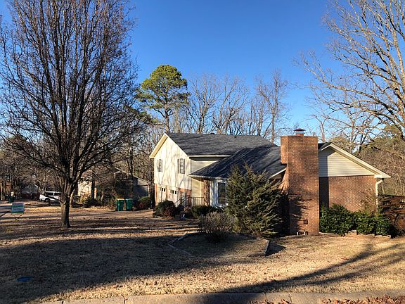 5th image of 1806 Hilltop Dr