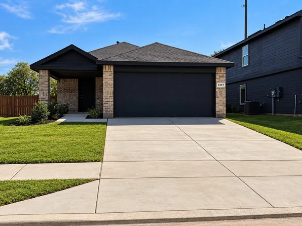 4117 Woodhill Bend Dr, Fort Worth, TX 76036