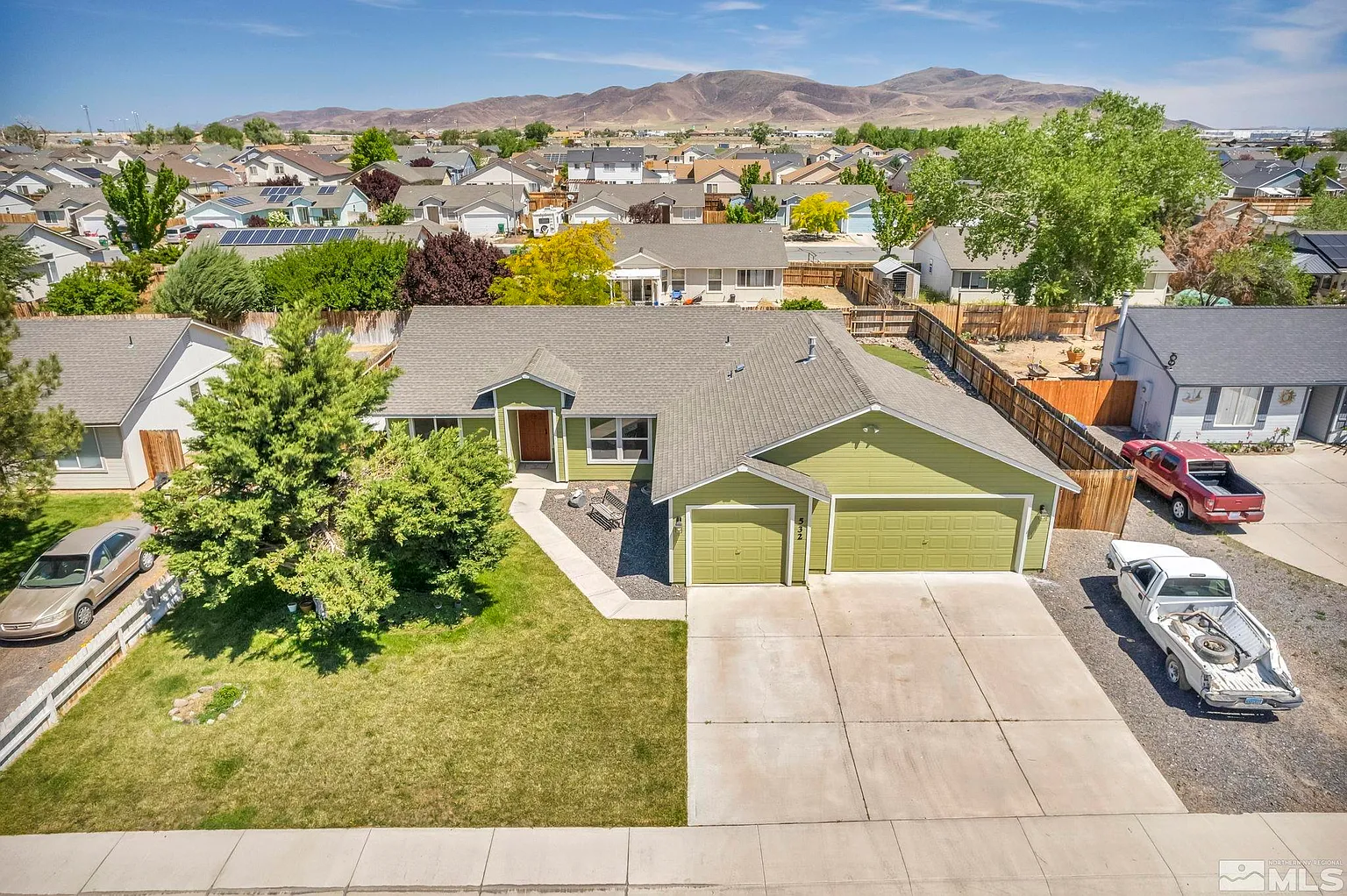 532 Darren Way photo 1