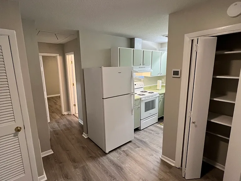 104 Hilltop Rd #3 — Photo 3