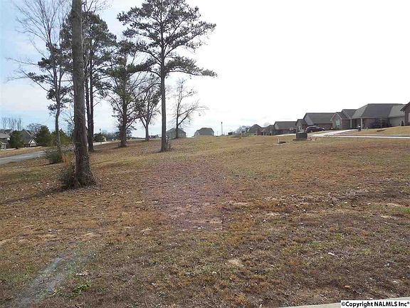 5th image of 2714 Blake Dr NW