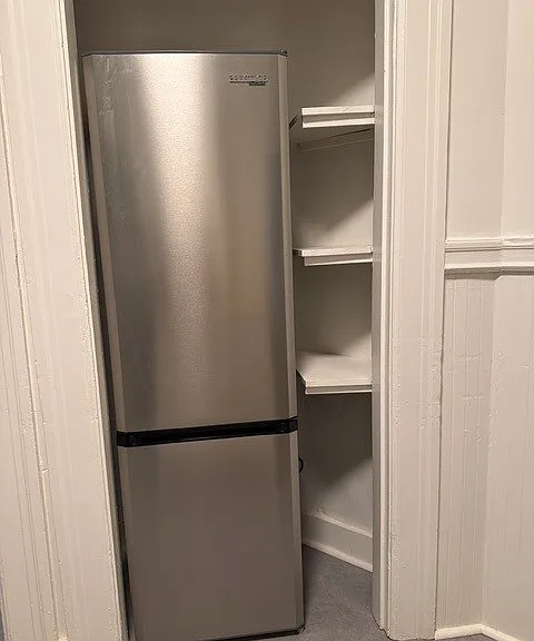 1421 Hyde St #1 — Photo 8