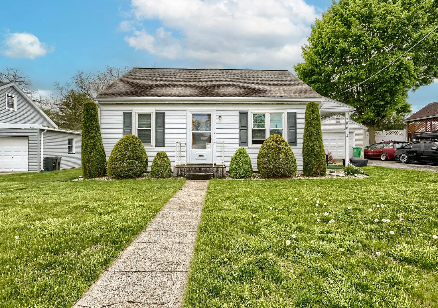 3 bedroom capcod — Photo 1