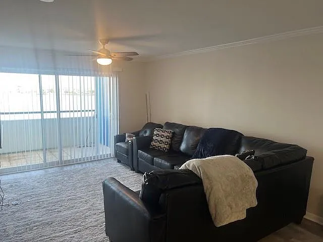 Building Photo - 1490 Harbor Dr #206