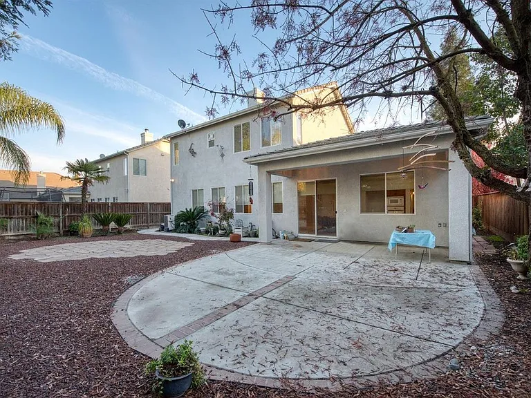 1961 Serena Ave — Photo 30