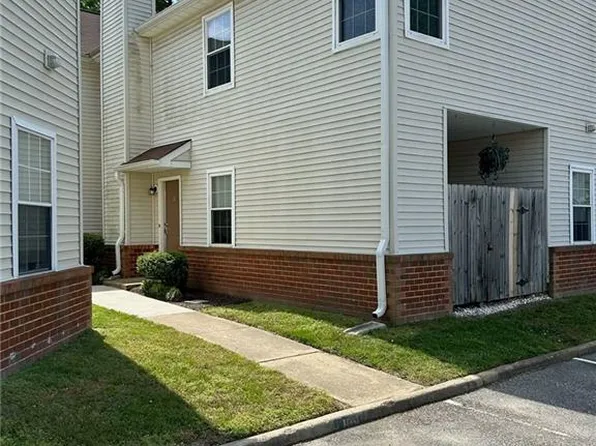 212 Quarter Trl APT B, Newport News, VA 23608
