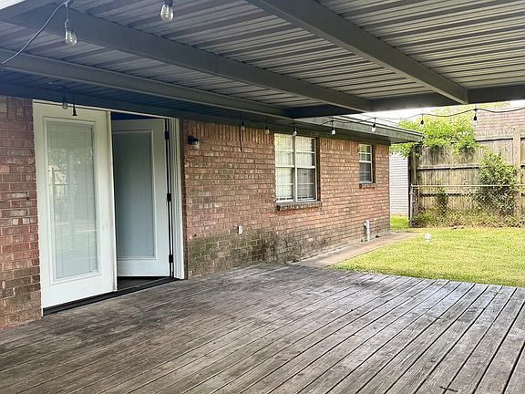 5th image of 1390 Elsie Ln