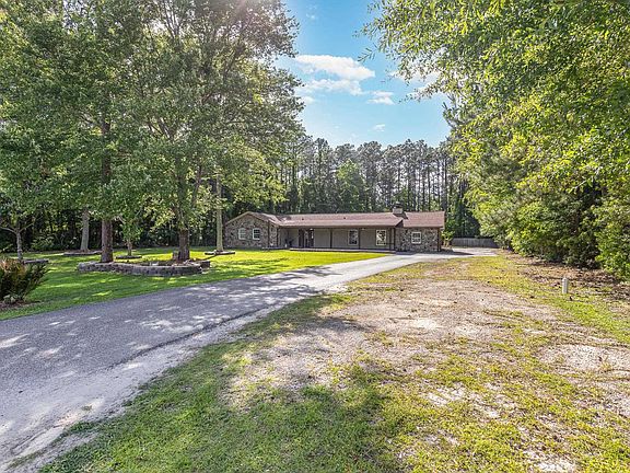 3rd image of 3705 Limerick Rd.