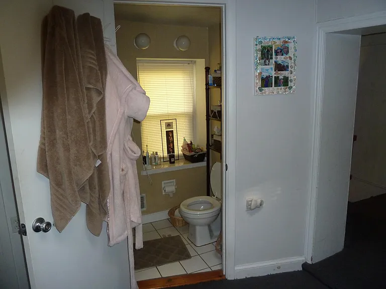 4427 Silverwood St — Photo 1