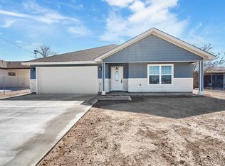 328 Ray Dr, Del Rio, TX 78840