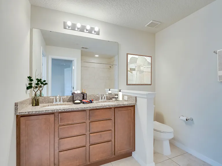 5118 Caspian St — Photo 11