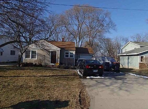 2nd image of 665 E 10th St
