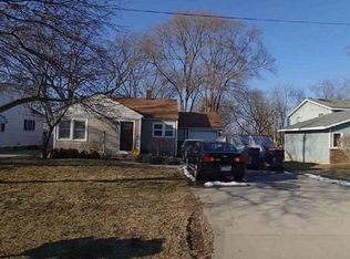 665 E 10th St, Holland, MI 49423