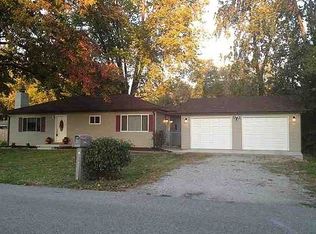 1916 S 28th St, Terre Haute, IN 47803