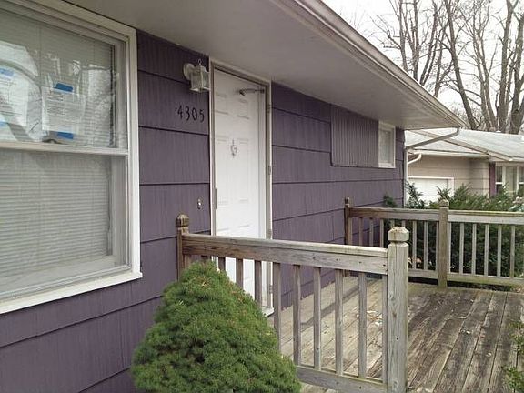Front entry/deck