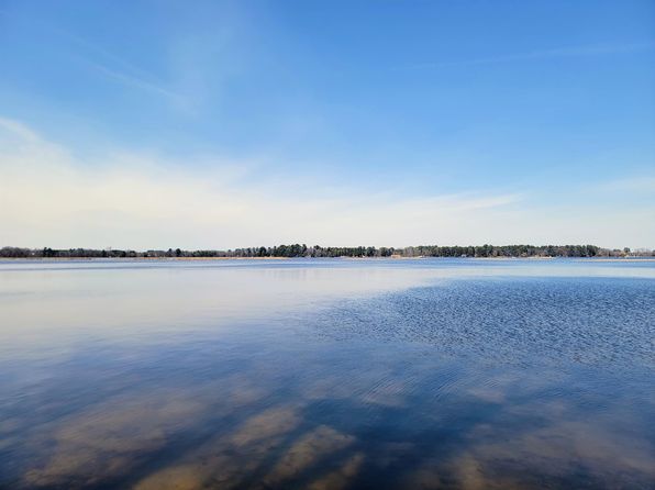 E5646 Waukaunaka St, Weyauwega, WI 54983