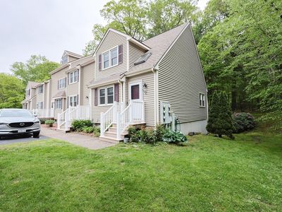 8 Heritage Dr UNIT 8, Medway, MA, 02053