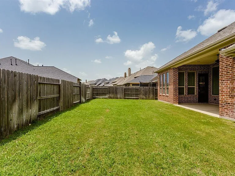 4214 Quiet Dawn Ln — Photo 27