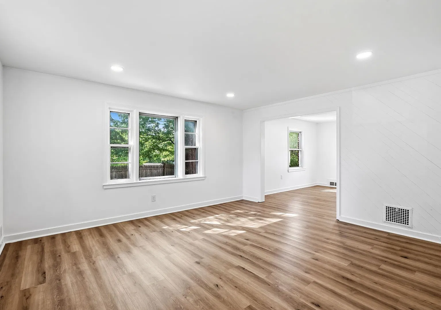 Move In Ready!! Freshly Updated 3-Bedroom Home For Rent — Photo 4