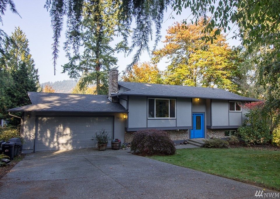 Located in a quiet Cul-de-sac just off of Coal Creek parkway. Hills in back are the backside of Cougar Mountain.