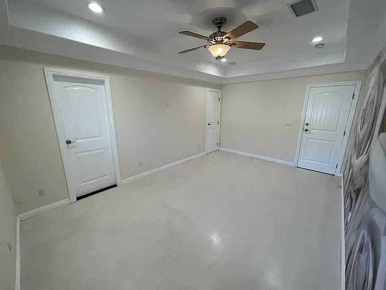 5219 N Muscatel Ave — Photo 9