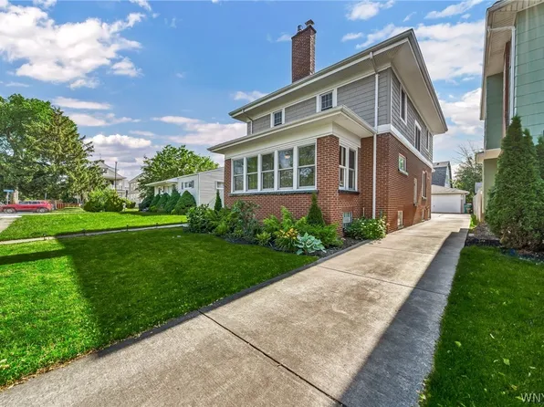 241 Wellington Rd, Buffalo, NY 14216