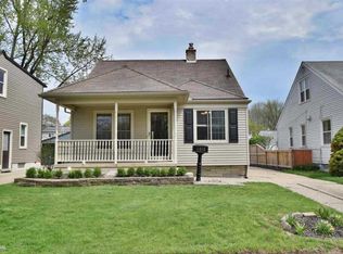 1352 N Bywood Ave, Clawson, MI 48017