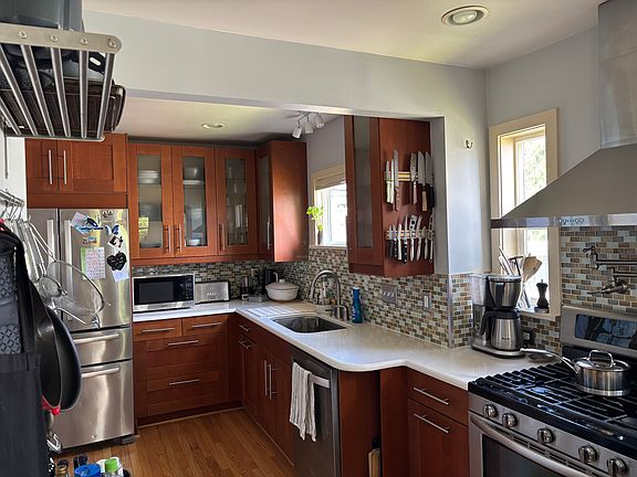 5th image of 2838 NW 57th St