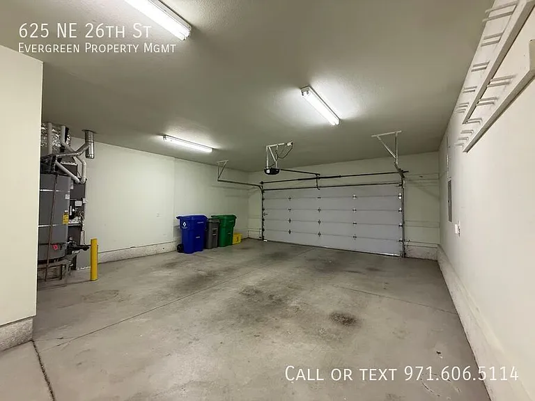 625 NE 26th St — Photo 32