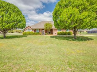 10030 Calf Meadows Ln, Fort Worth, TX 76126