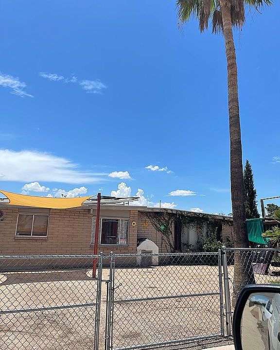 1st image of 351 W Marcus Dr