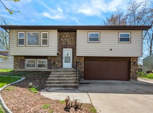 1121 Abbot Ln, University Park, IL