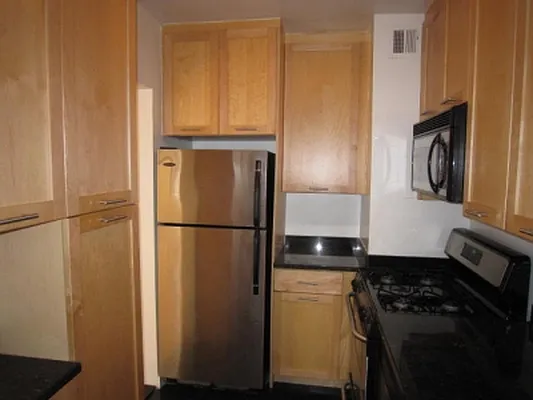 Rented by Citi Habitats | media 12