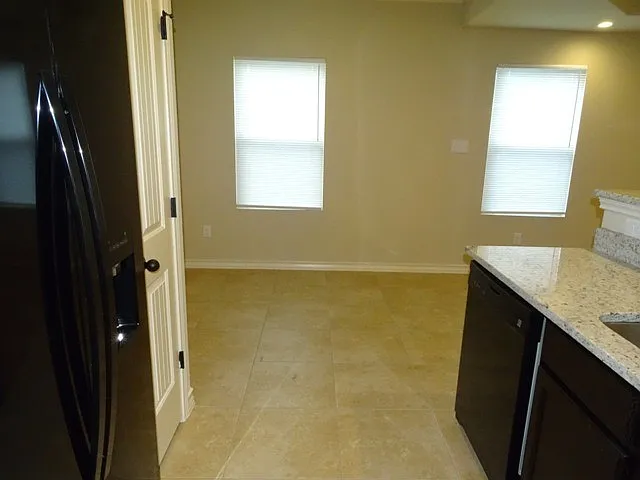 7042 Lakeview Dr #102 — Photo 27