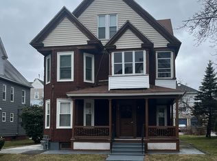 61 Fruit St #2, Worcester, MA 01609