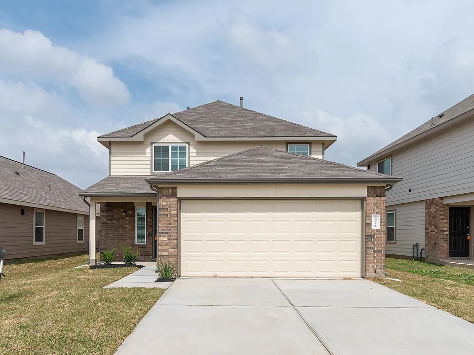 24442 Treviso Gardens Dr