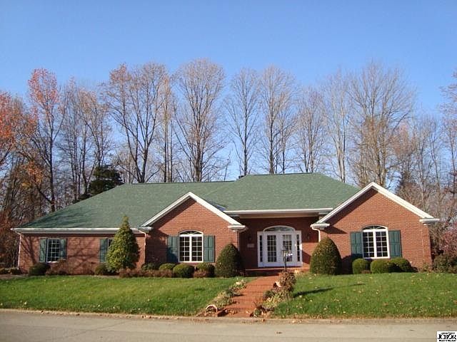 1st image of 418 Paige Dr