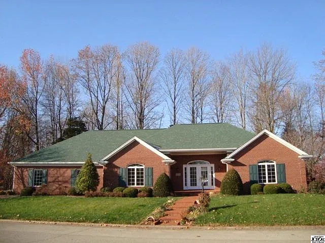418 Paige Dr photo 1