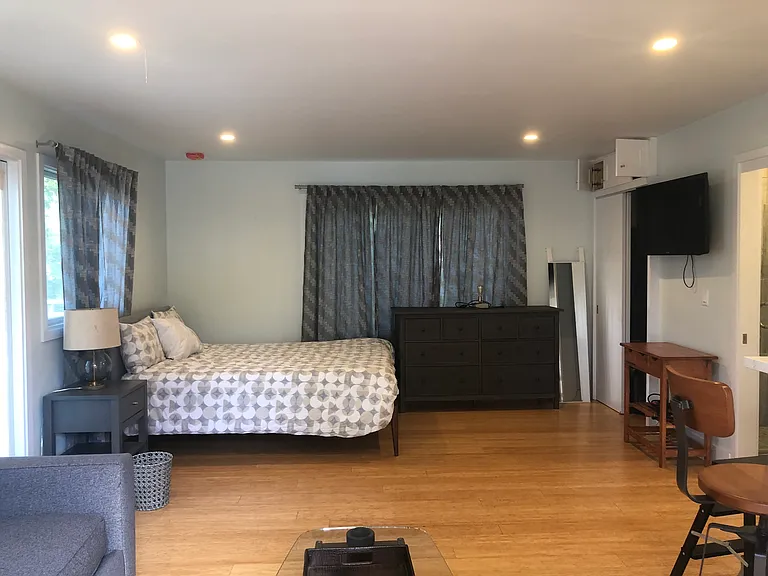 79 Arlington Ave #B — Photo 11