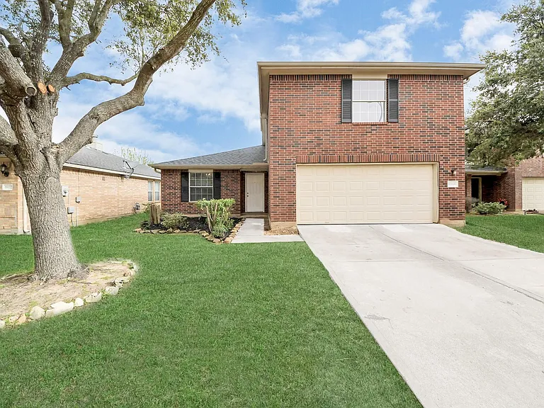 19618 Beachy Ct — Photo 3