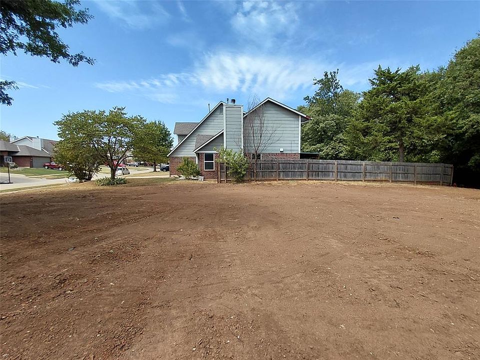 2nd image of 2620 Amy Ct Lot 8