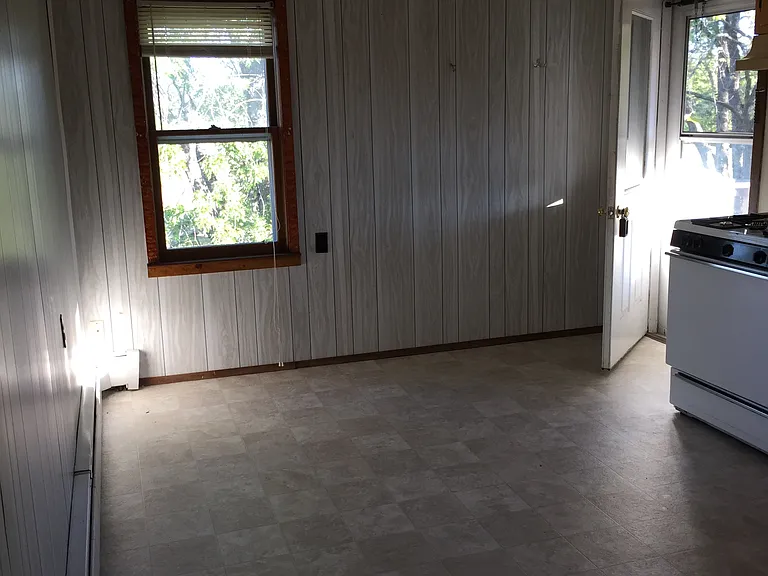 902 Stillwater Ave — Photo 15