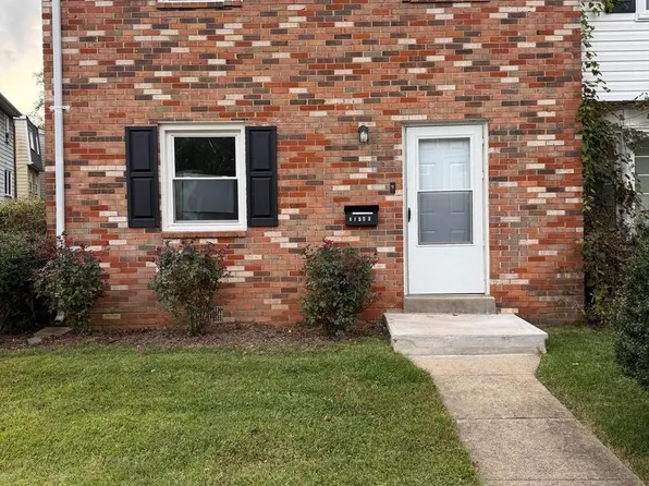 14748 Barksdale St, Woodbridge, VA 22193