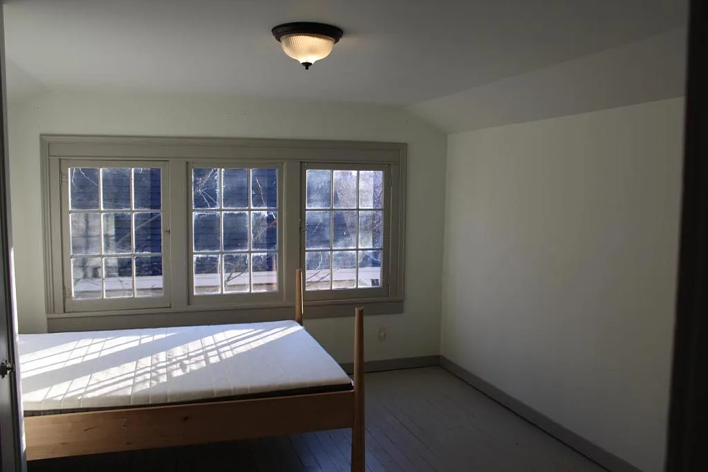 2812 N Washington St — Photo 4