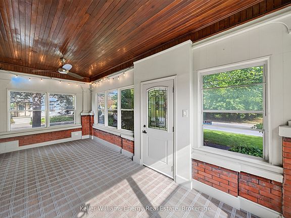3rd image of 3 Downes Ave