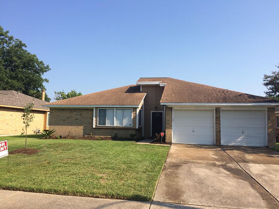 1st image of 366 Capehill Dr