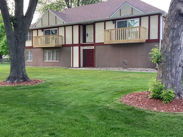 4366 Glenvale Ct, Bettendorf, IA 52722