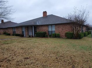101 Blue Sky Dr #1, Desoto, TX 75115